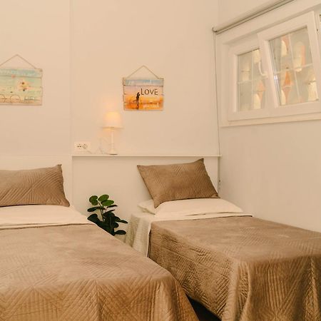 Studio Flat In Heart Of Tirana Exterior photo
